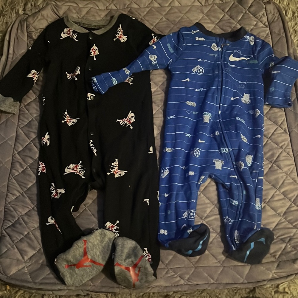 Nike and Jordan onesie set 3-6 months